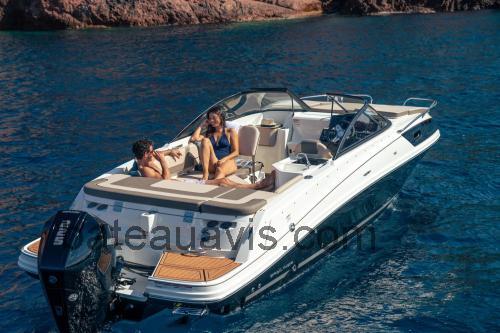 Bayliner VR6 Cuddy Outboard avis et fiche technique